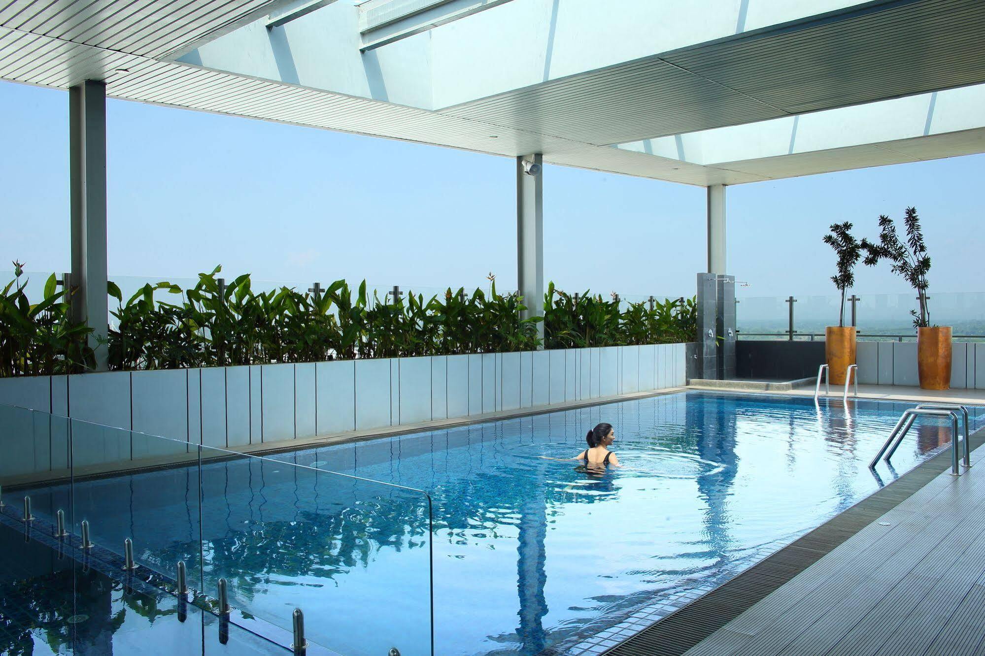 Hotel Santika Premiere Ice - Bsd City Serpong Zewnętrze zdjęcie